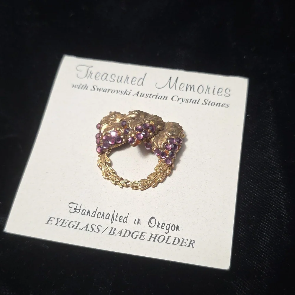 Treasured Memories Eyeglass/Badge Holder, Handcrafted In‎ Oregan 2000s #1062